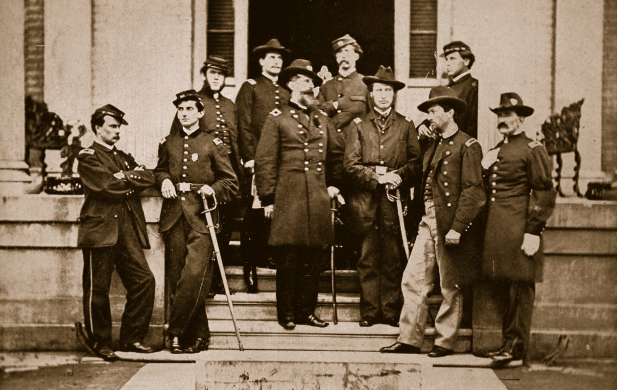 General O. B. Wilcox og stab, 1861-65 av Mathew B. Brady