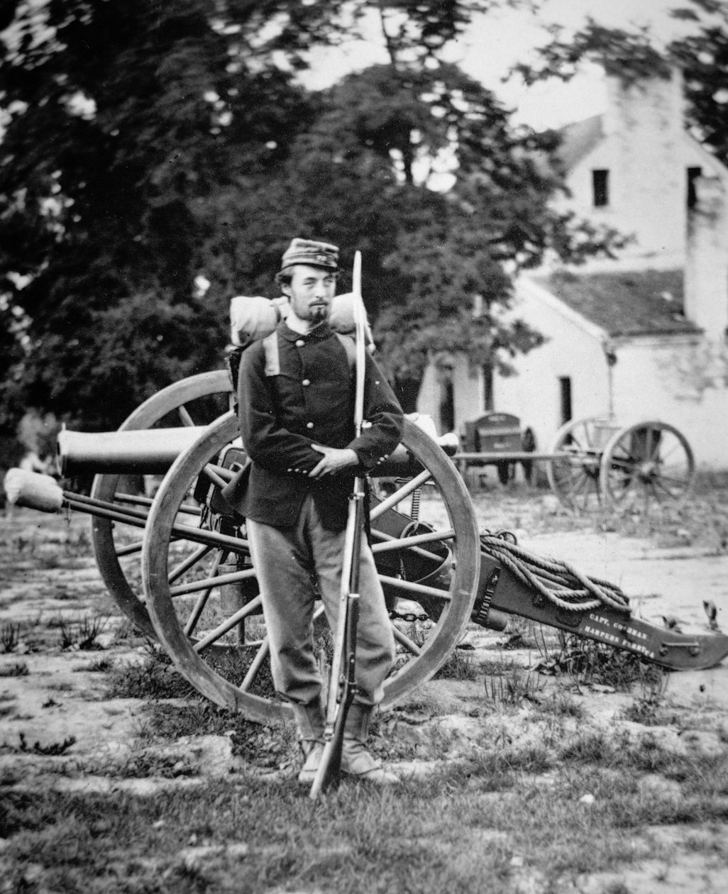 Privat D.W.C. Arnold, Union Army, fotografert nær Harper