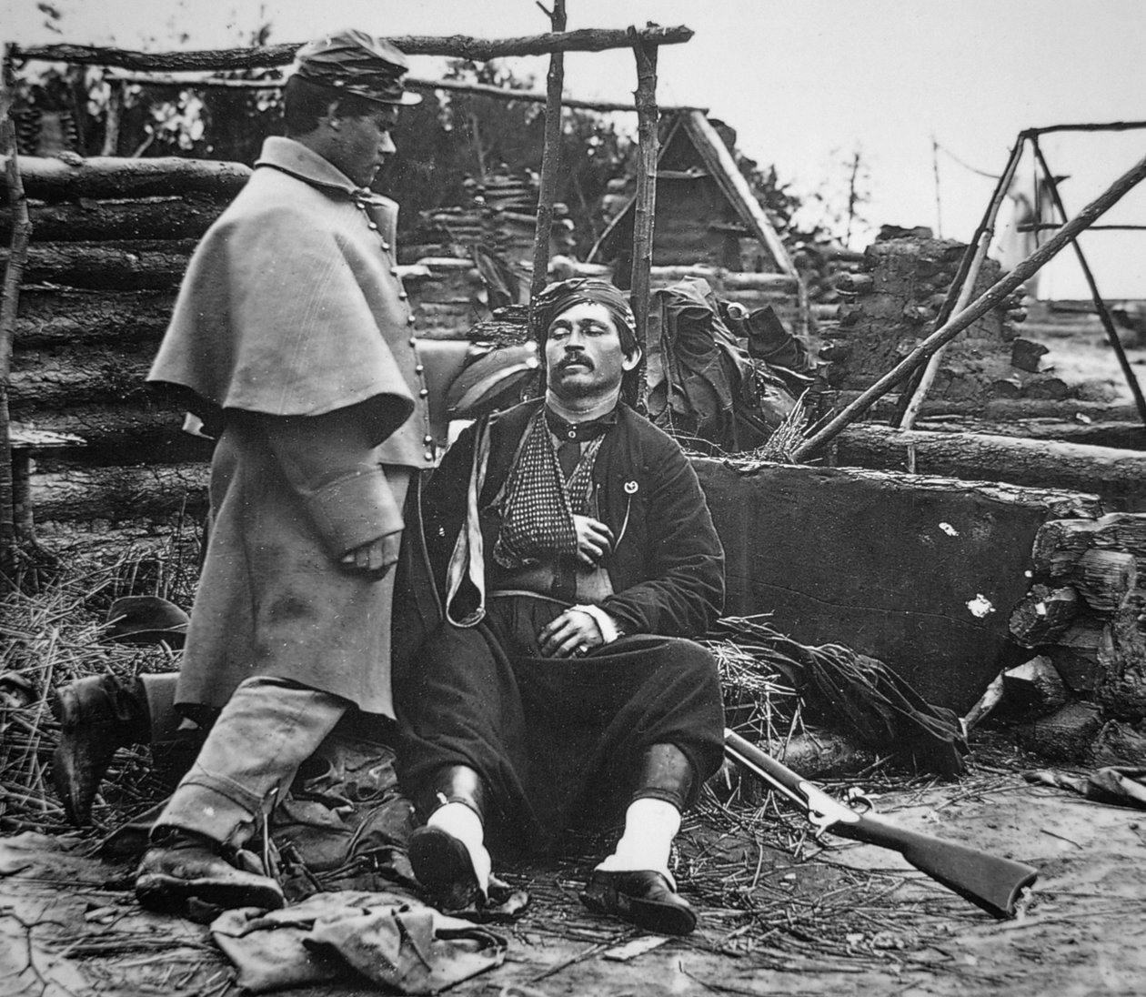 Såret soldat fra et føderalt Zouave-regiment, ca. 1865 (s/hvitt-bilde) av Mathew Brady