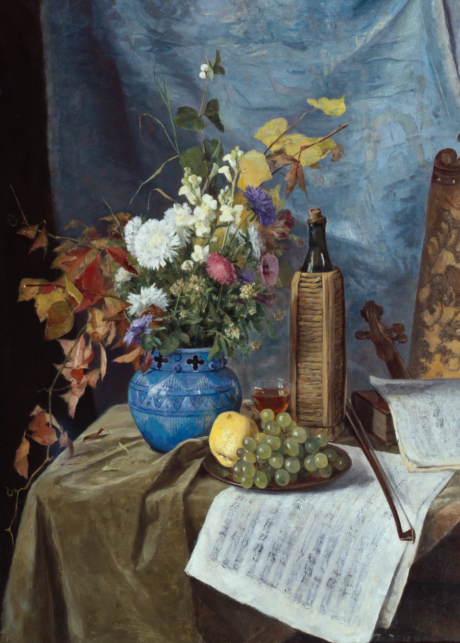 Opplegg med vinflaske, blomster og frukt av Mathilde Dietrichson