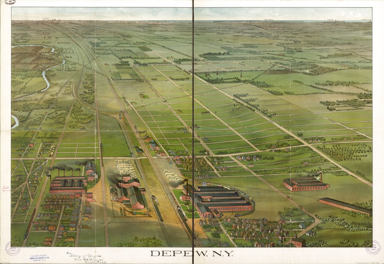 Fugleperspektiv. Orientert med nord til høyre. LC Panoramic maps (2nd ed.), 555.1 Også tilgjengelig via Library of Congress-nettstedet som et rasterbilde. LC-kopi kommentert med blekk. Stemplet på: Compliments Depew Improvement Co.; S. Jay Ohart, advokat av Matthews Northrup Company