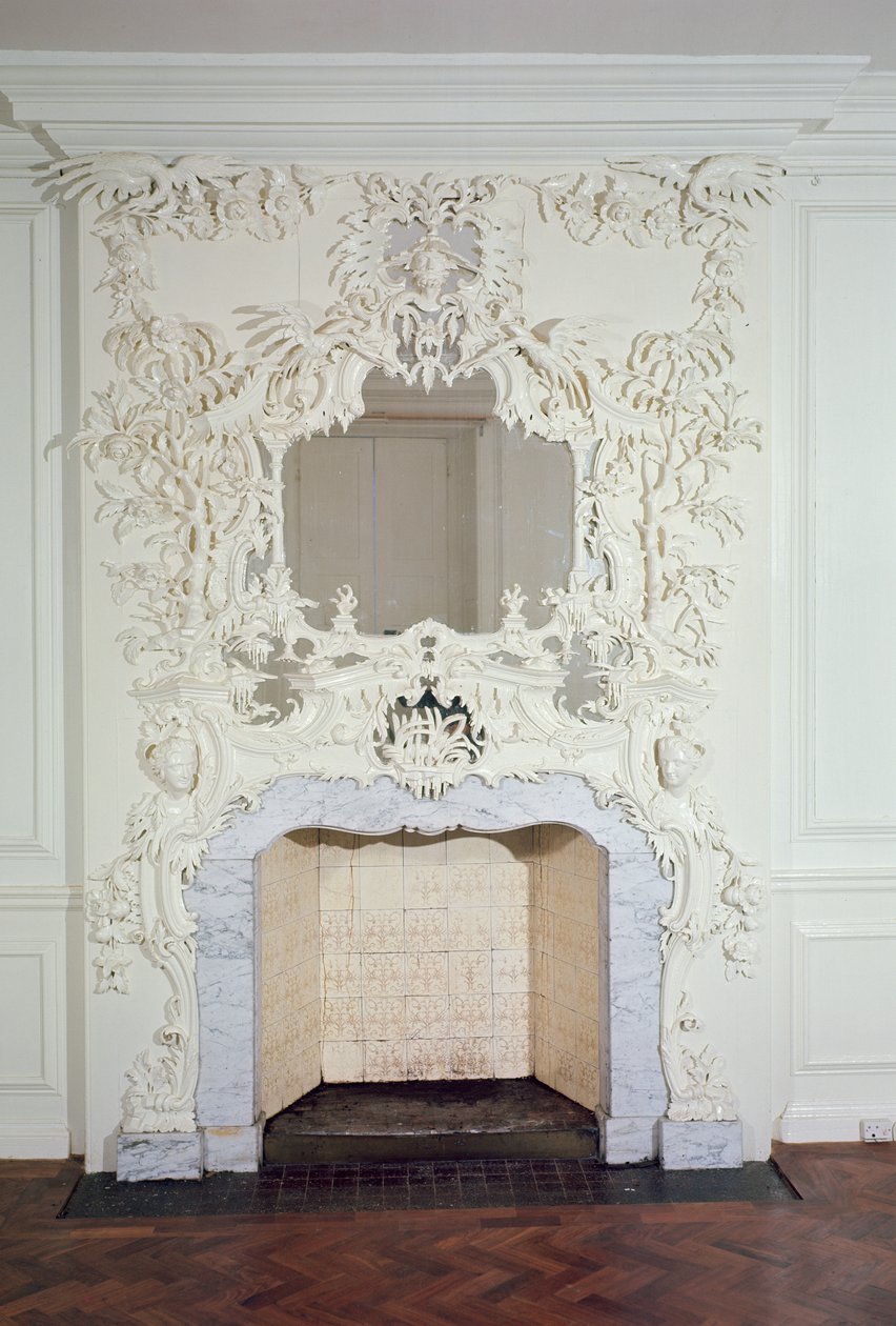 Peis, 1752 (utskåret tre og marmor med glass) av Matthias Lock