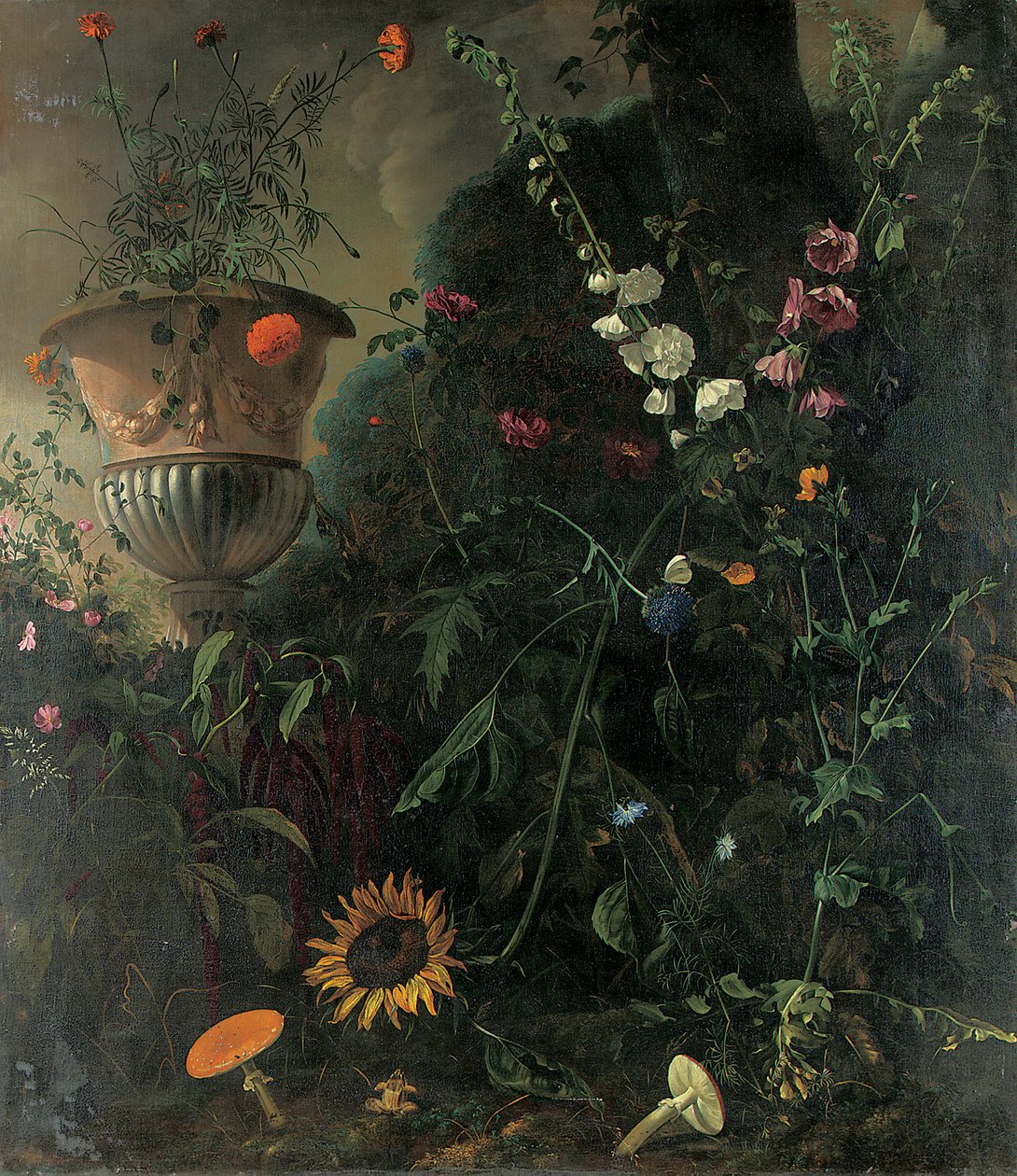 Stokroser, roser, en blåblondeblomst, solsikke og paddehatter, med ringblomster i en urne ved et tre av Matthias Withoos