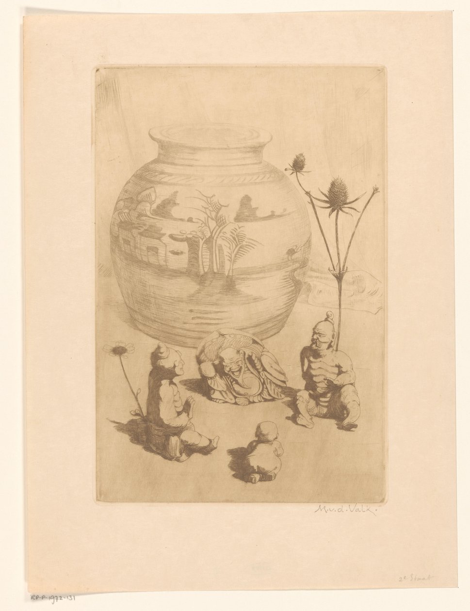 Kinesisk vase med fire små statuer av Maurits van der Valk