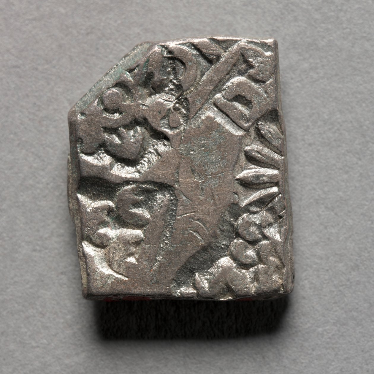Punch-merket mynt, Maurya-perioden, Rajasthan, India 400–300 f.Kr. (sølv) av Mauryan Mauryan
