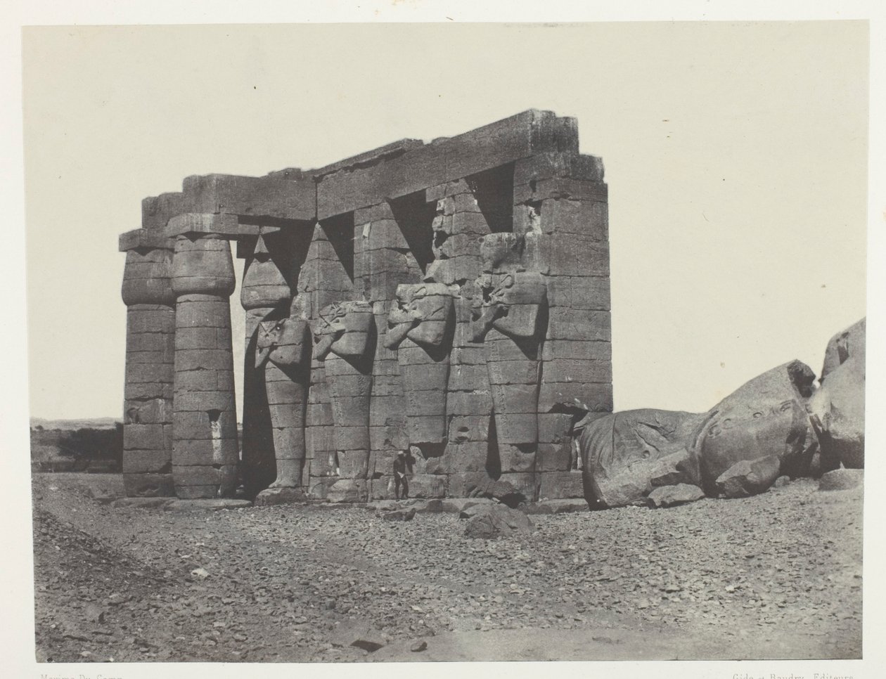 Gournah, Perystyle av Osymandias#39; grav (Vestlige Ramesseum); Theben, plate 59 fra albumet «Egypt, Nubia, Palestina og Syria» (1852) av Maxime Du Camp