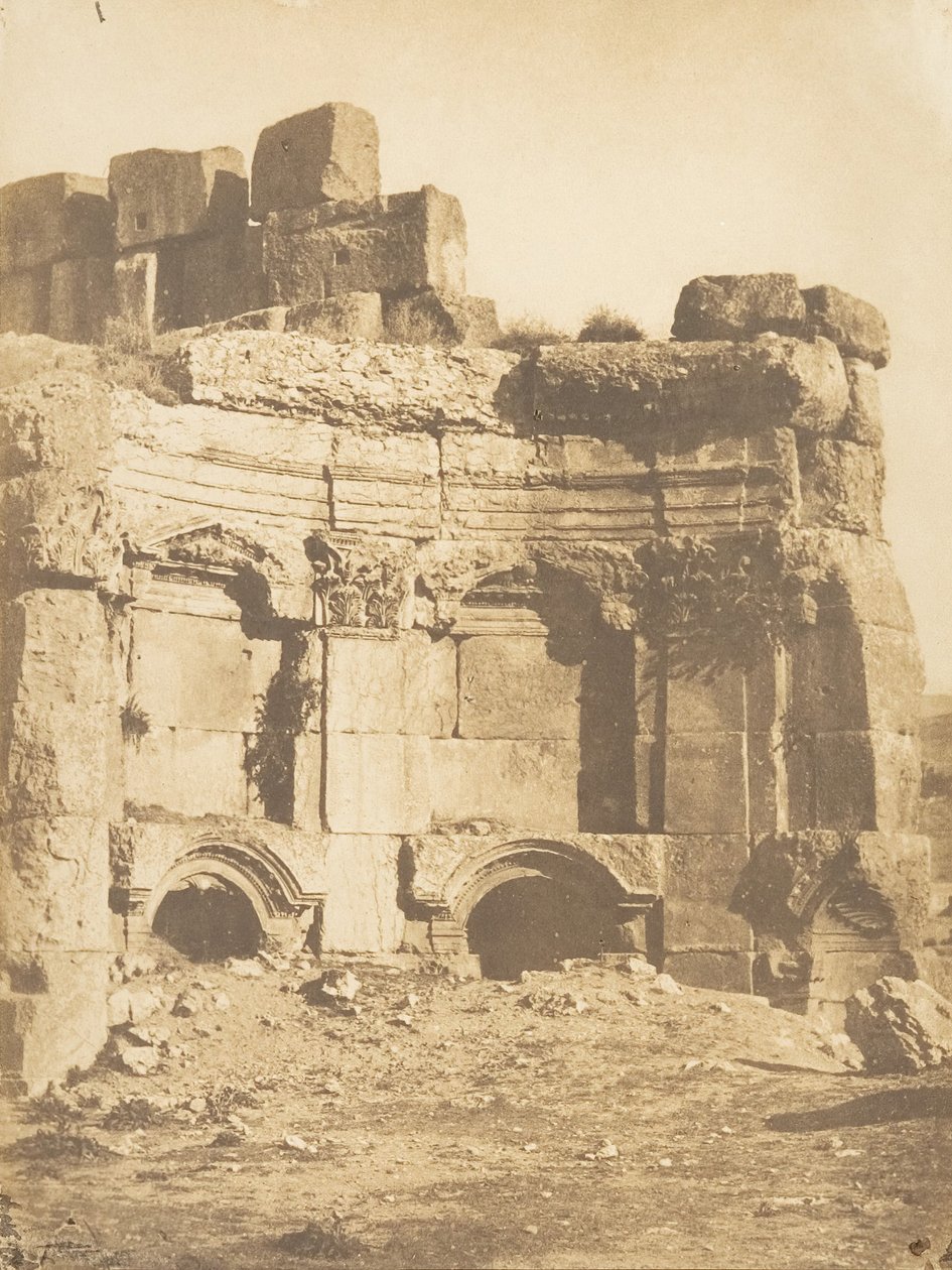 Hemicycle of the Temple-innhegning, i Baâlbek, 15. september 1850. av Maxime Du Camp