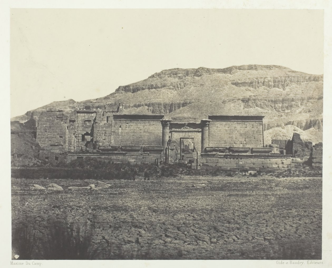 Medinet-Habou, General View of the Rines, Theben, 184951, trykt 1852. av Maxime Du Camp