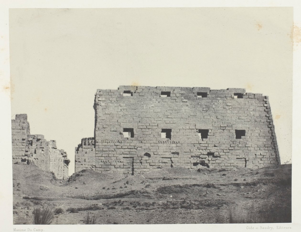 Karnak Palace, Great Pylones of the South West; Theben av Maxime Du Camp