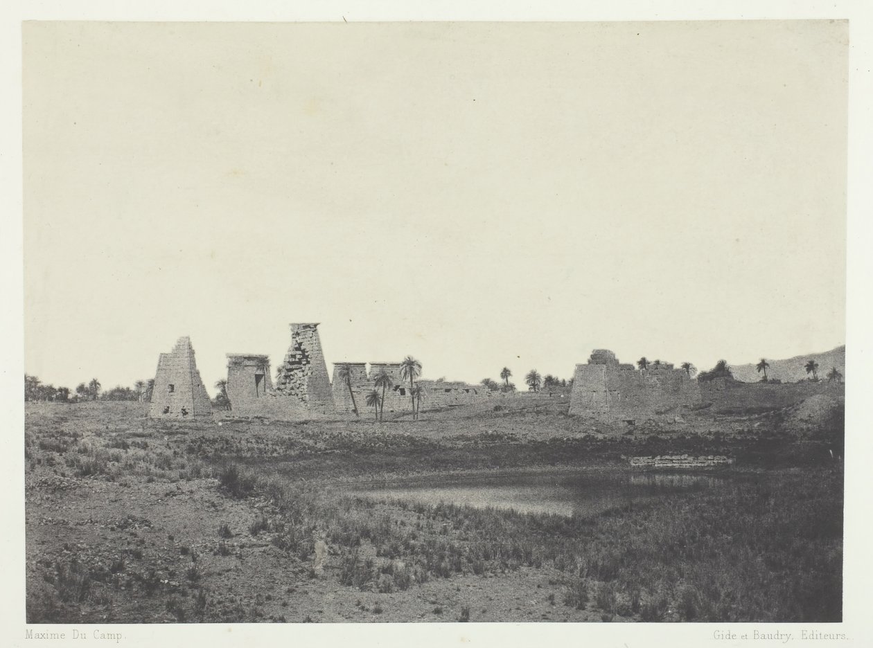 Karnak Palace, South Propylaea, Theben, 184951, trykt 1852. av Maxime Du Camp