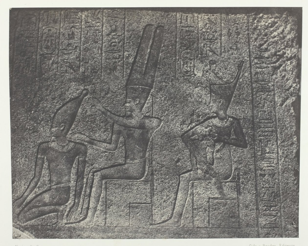 Karnak-palasset, utvendige skulpturer av granittreservatet, Theben, 184951, trykt 1852. av Maxime Du Camp