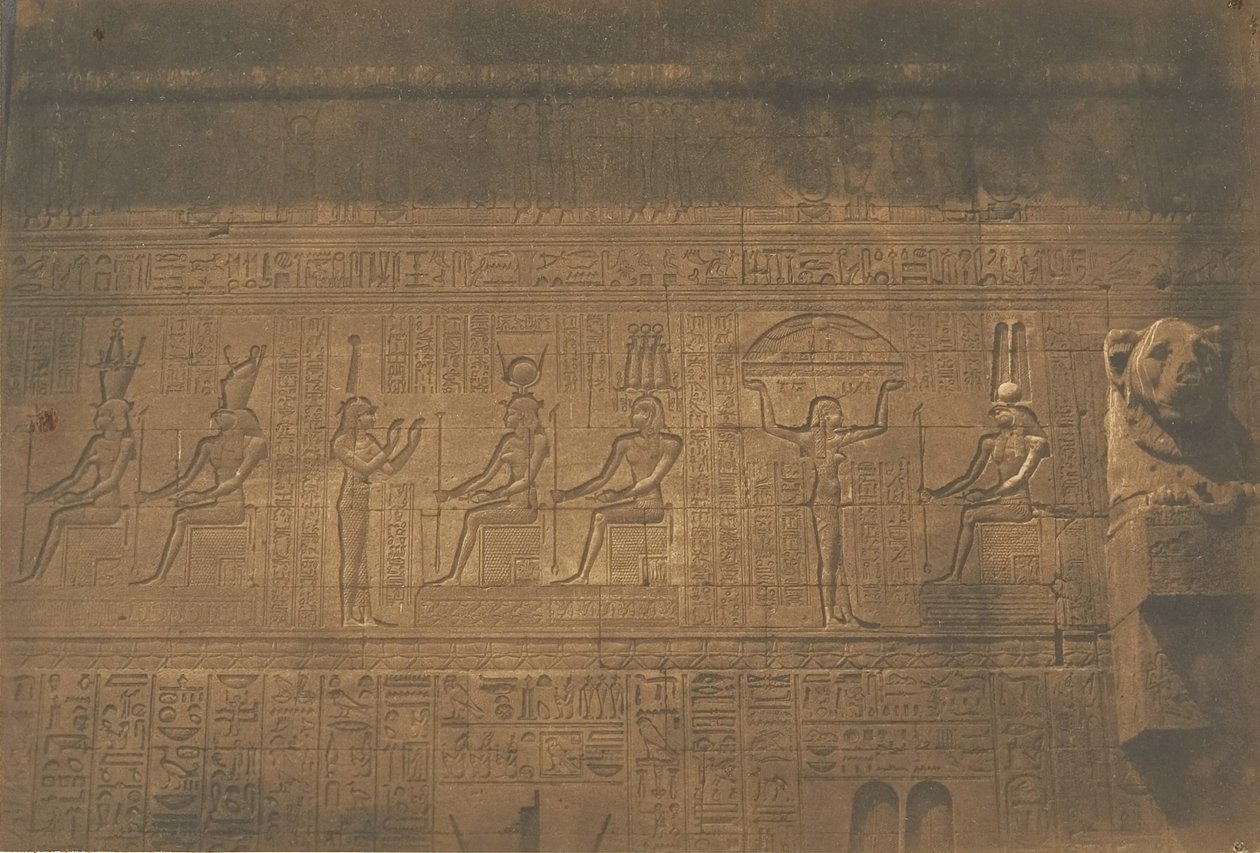 Utskjæringer på den bakre fasaden til det store tempelet til Dendera Tentyris, 1849-50. av Maxime Du Camp