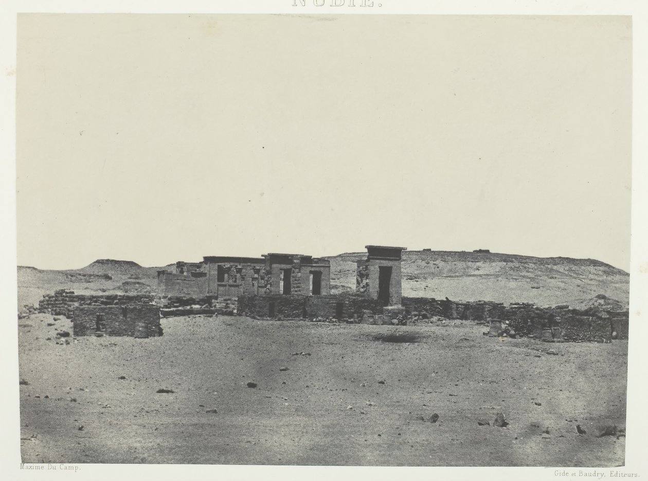 Temple and Village of Débôd, Parembole fra Antonine Route, Nubia, 184951, trykt 1852. av Maxime Du Camp