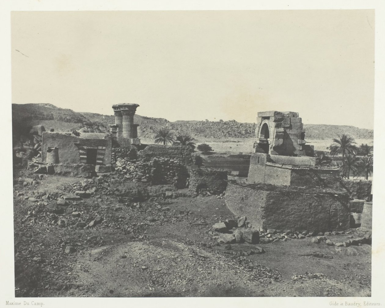 Landsby og tempel på øya Béghé, vest for Filoe, Nubia, 184951, trykt 1852. av Maxime Du Camp