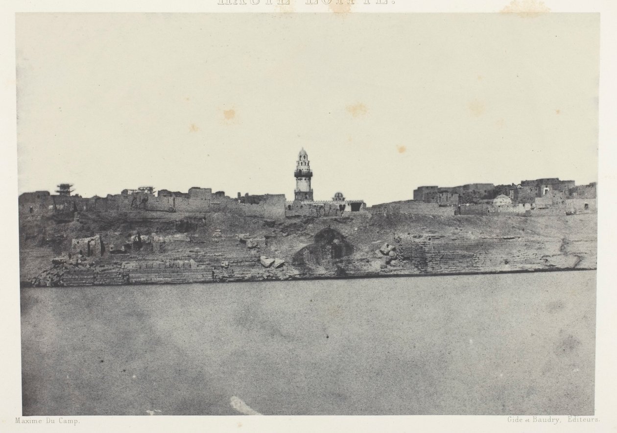 Generelt bilde av Esneh, Øvre Egypt, plate 64 fra albumet «Egypt, Nubia, Palestina og Syria» (1852) av Maxime Du Camp