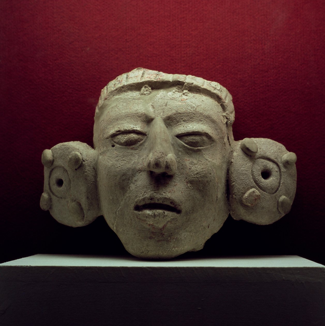 Maske, 500-900 AD (gips) av Mayan