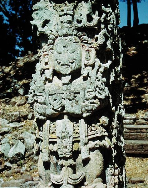 Stele, fra the Great Court of the Stelae, ca. 736 e.Kr av Mayan