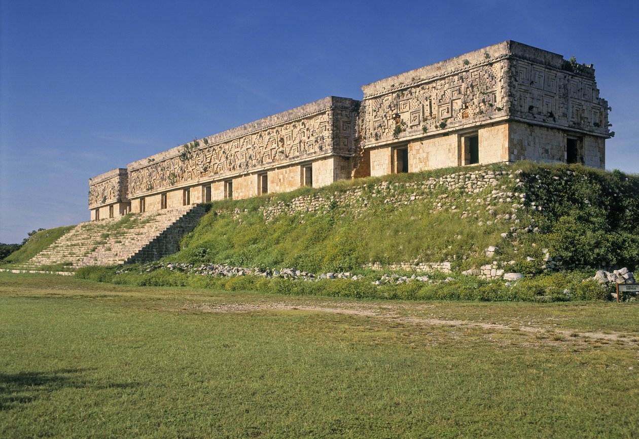 Guvernørens palass (se også 229745) av Mayan