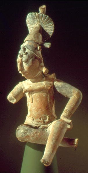 Maya sittende prest, Isle of Jaina, ca. 600 (keramikk og polykrom) av Mayan