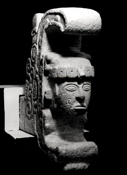 Dronningen av Uxmal, tempelutskjæring, 987-1185 (sandstein) av Mayan