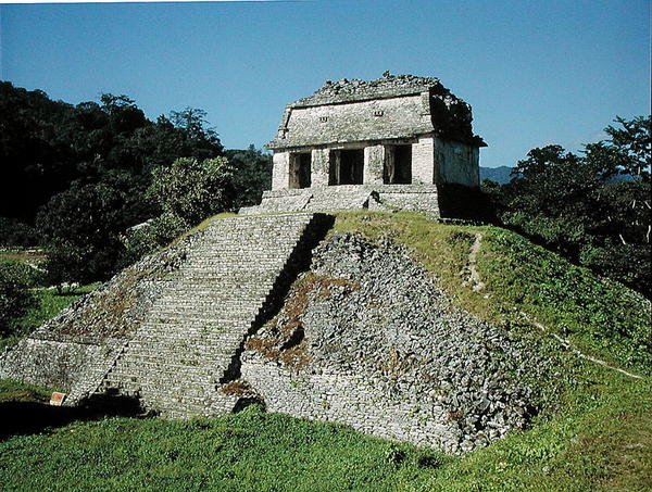 Utsikt over Grevens tempel, ca. 697 e.Kr av Mayan