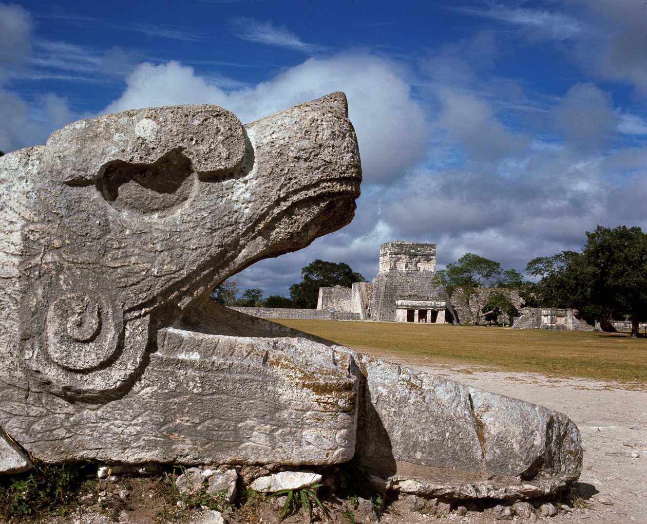 Skulptur og tempel for jaguarene, 750-1200 av Mayan