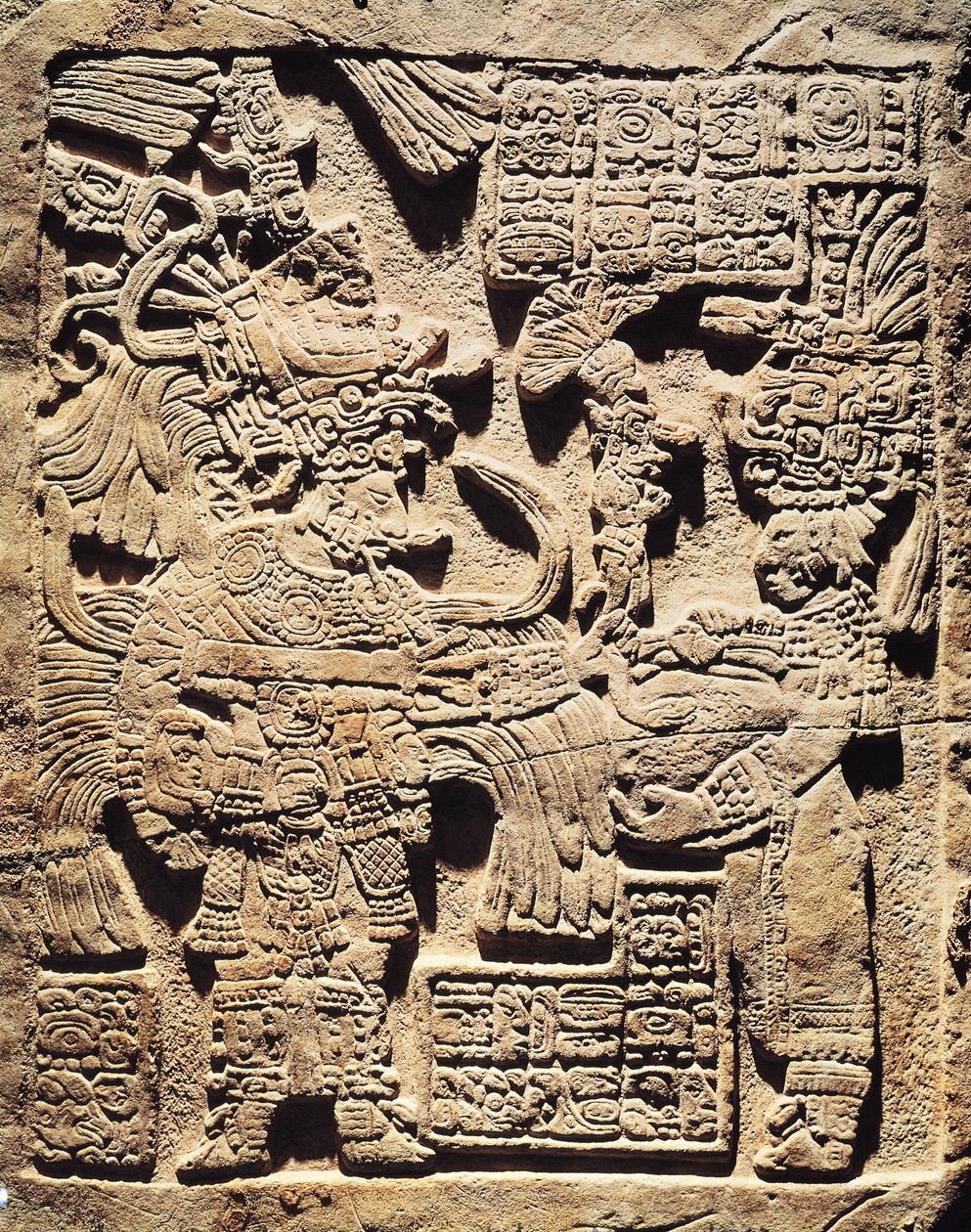 Stela som viser en yppersteprest og en kvinne, fra Yaxchilan av Mayan