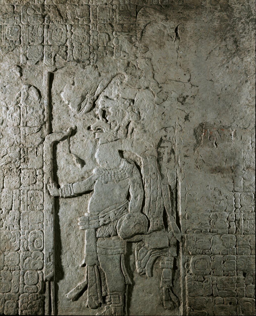 Mayakunst: panel n. 1 fra Maya-stedet El Cayo (mellom 600 og 800) som representerer en karakter omgitt av inskripsjon i hieroglyfer med henvisning til astronomiske beregninger. Privat samling av Mayan Mayan