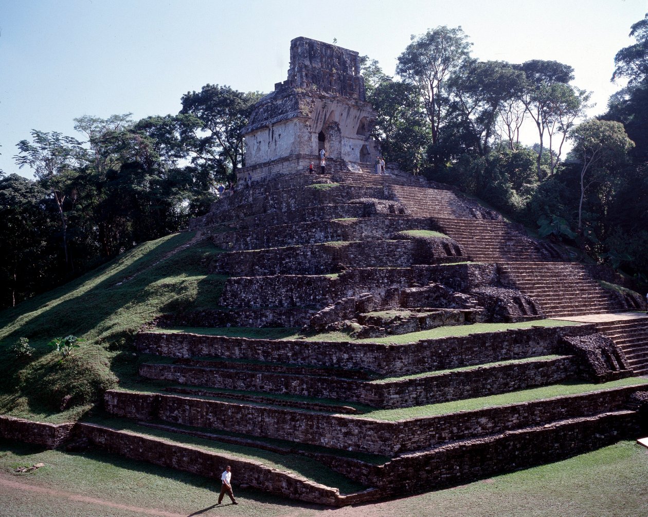 Før colombiansk sivilisasjon: utsikt over stedet Palenque i Chiapas klassisk maya-periode av Mayan Mayan