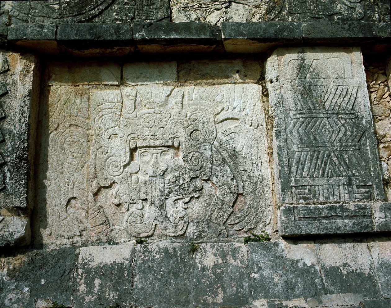 Venus-plattformen på Great Plaza, 750-1200 av Mayan Mayan