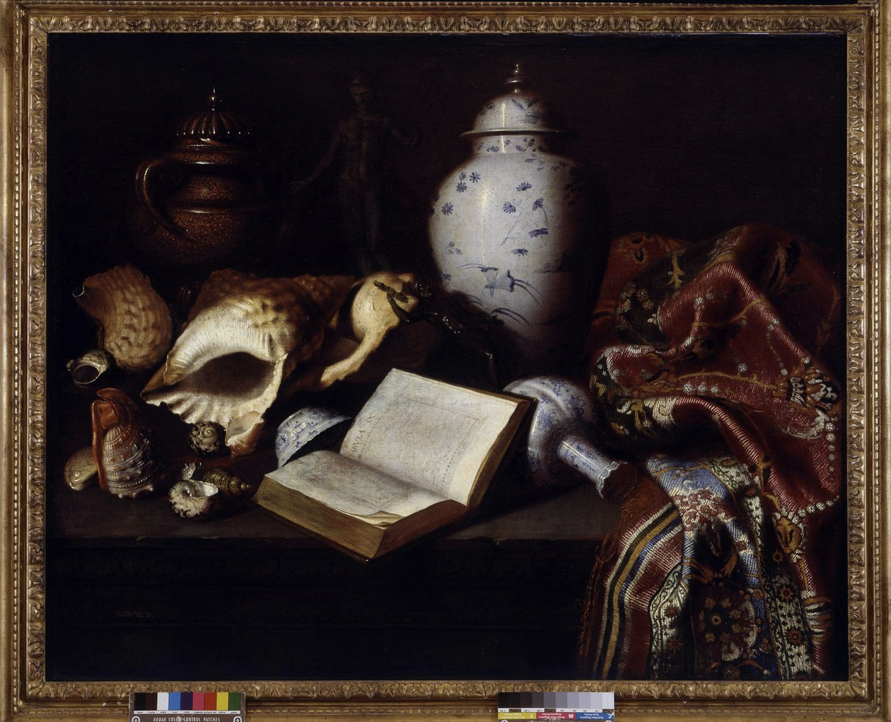 Kinavaser, skjell, antikke bronse, bøker og tepper (olje på lerret) av Meiffren (c.1630 1705) Conte