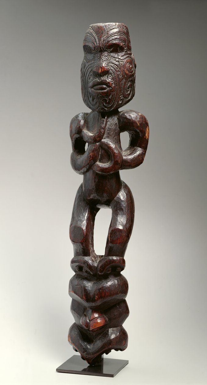 Stående figur (tre) av Melanesian