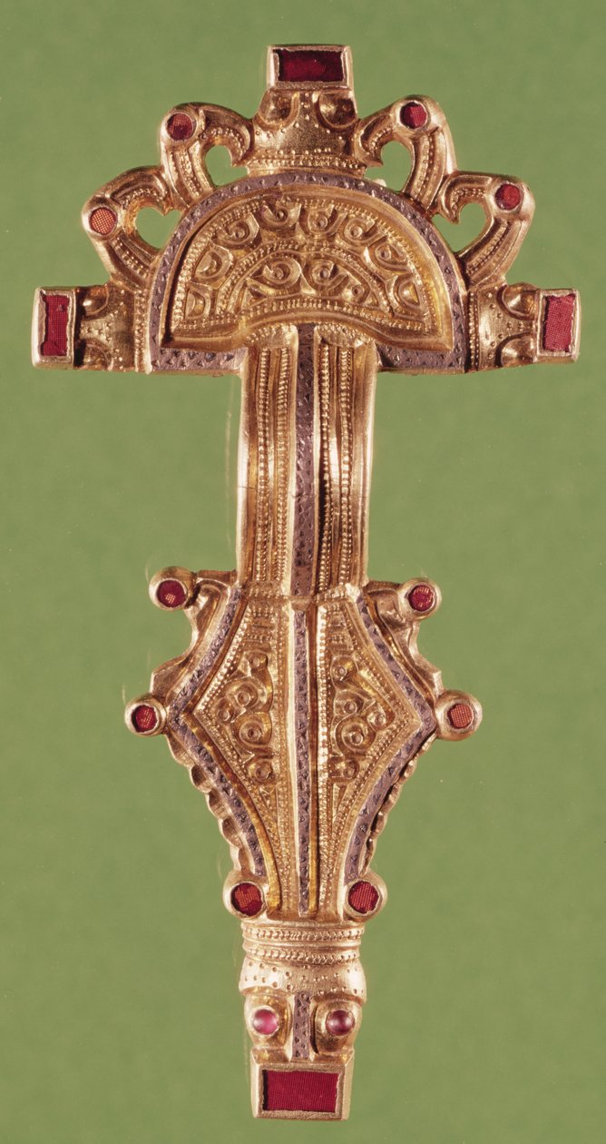 Fibula med fuglehoder med spisse nebb, fra Douvrend, Seine-Maritime (gull og emalje) av Merovingian