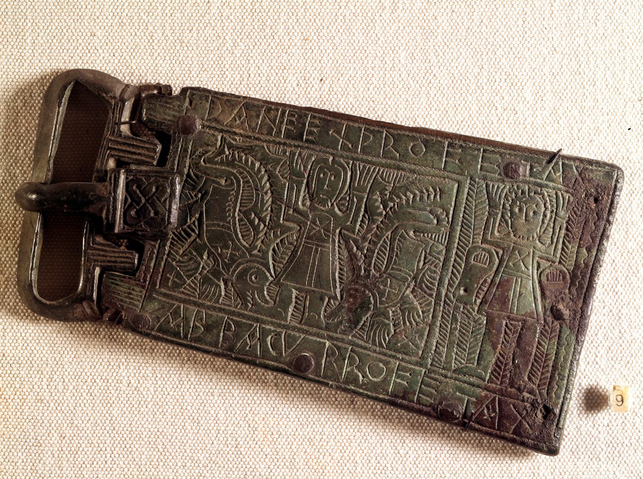 Merovingerkunst: Beltespenne i bronse fra det burgundiske riket (barbariske mennesker) som representerer Daniel i løvegropen. 550-626. Fra Franche-Comte. Nasjonalmuseet for arkeologi, Saint Germain en Laye av Merovingian Merovingian