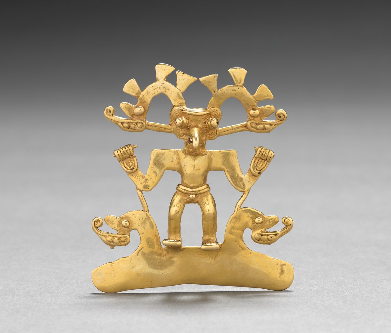 Bird-Man anheng, ca. 700-1550 (støpt og hamret gull) av Mesoamerican Mesoamerican