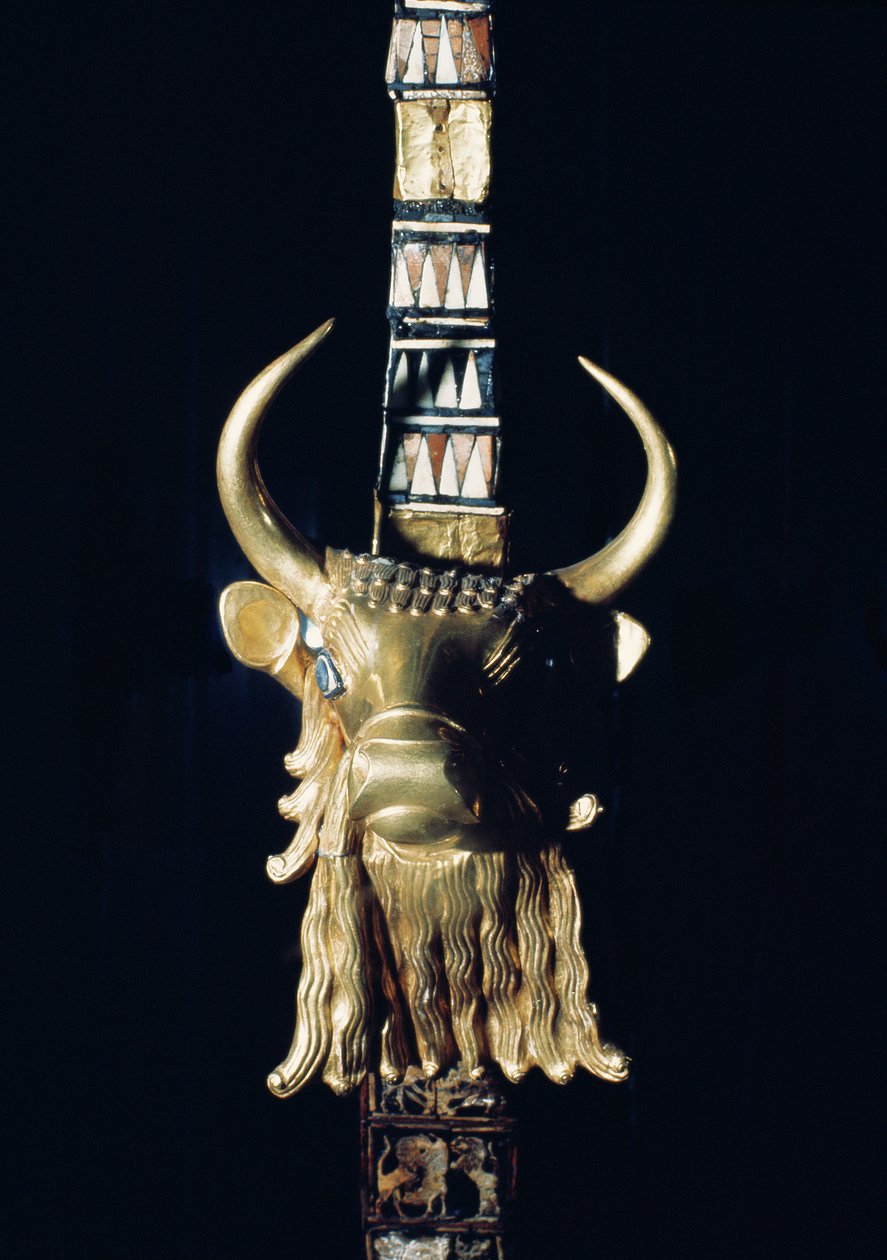 Oksehode, dekorasjon fra en harpe, 2800-2300 f.Kr. (forgylt tre) (se 198659) av Mesopotamian