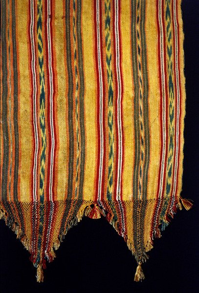 Detalj av en rebozo, sent på 1800-tallet (silke, bomull, naturlige fargestoffer og gulltråd) av Mexican School