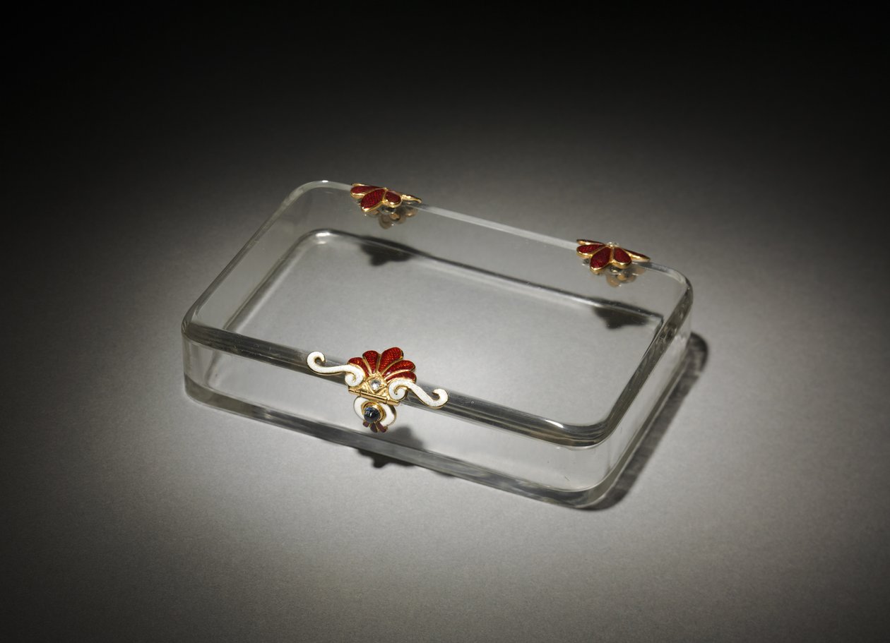 Sigarettetui, House of Fabergé, ca. 1895-1910 (bergkrystall, emalje, gull, safir, diamant) av Michael Evlampievich Perkhin