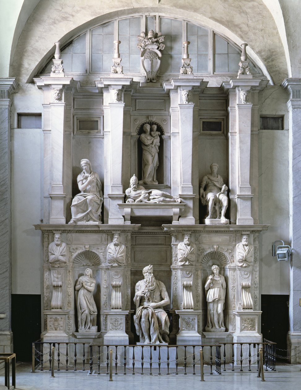 Graven til pave Julius II (1453-1513) (marmor) av Michelangelo Buonarroti