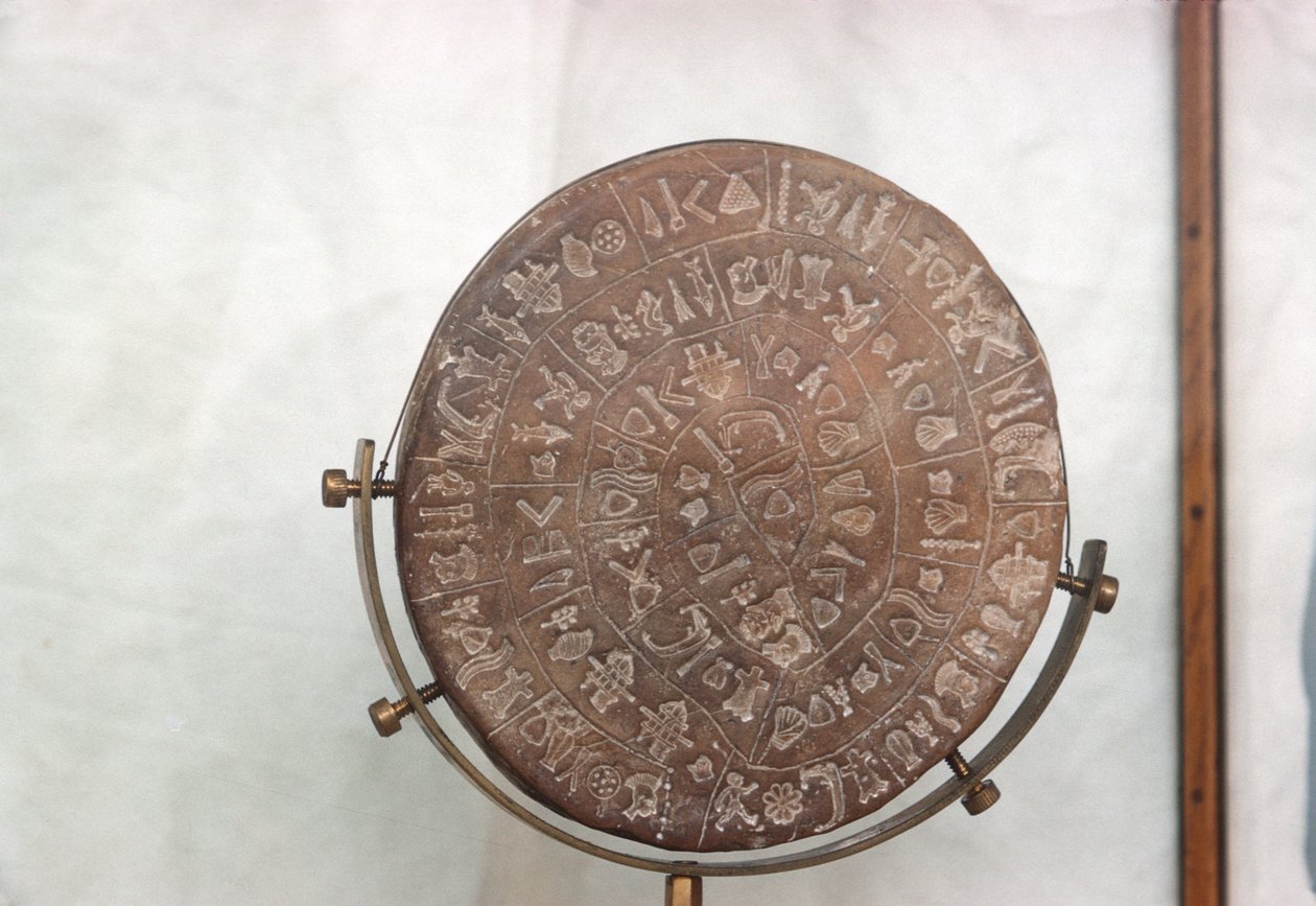 Disc of Phaestos, 1700-1600 f.Kr. (brent leire) av Minoan