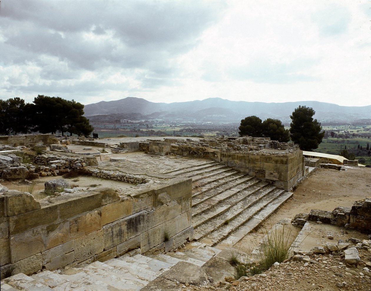 Utsikt over ruinene av Phaistos, 2700-1200 f.Kr av Minoan
