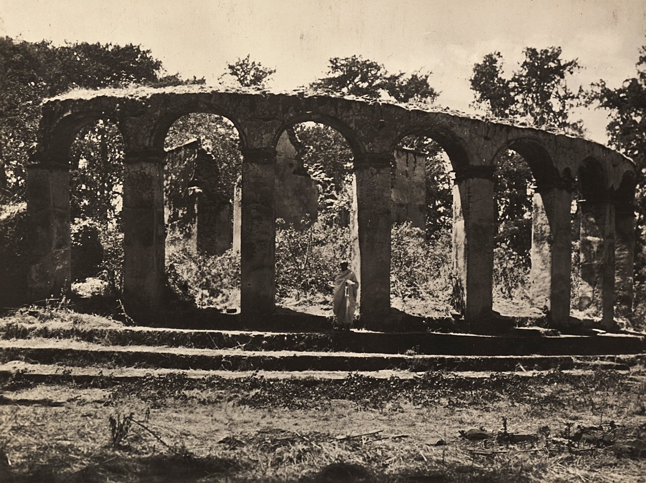 1Tempelet til kong Fasiladas i Gondar, Etiopia, 09.05.1936 (s/hvitt-bilde) av Modestino Baldinetti