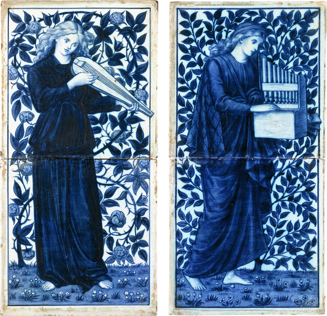 Et sett med fire William Morris Co, ca. 1900 (tinnglasert keramikk, maling) av Morris and Company
