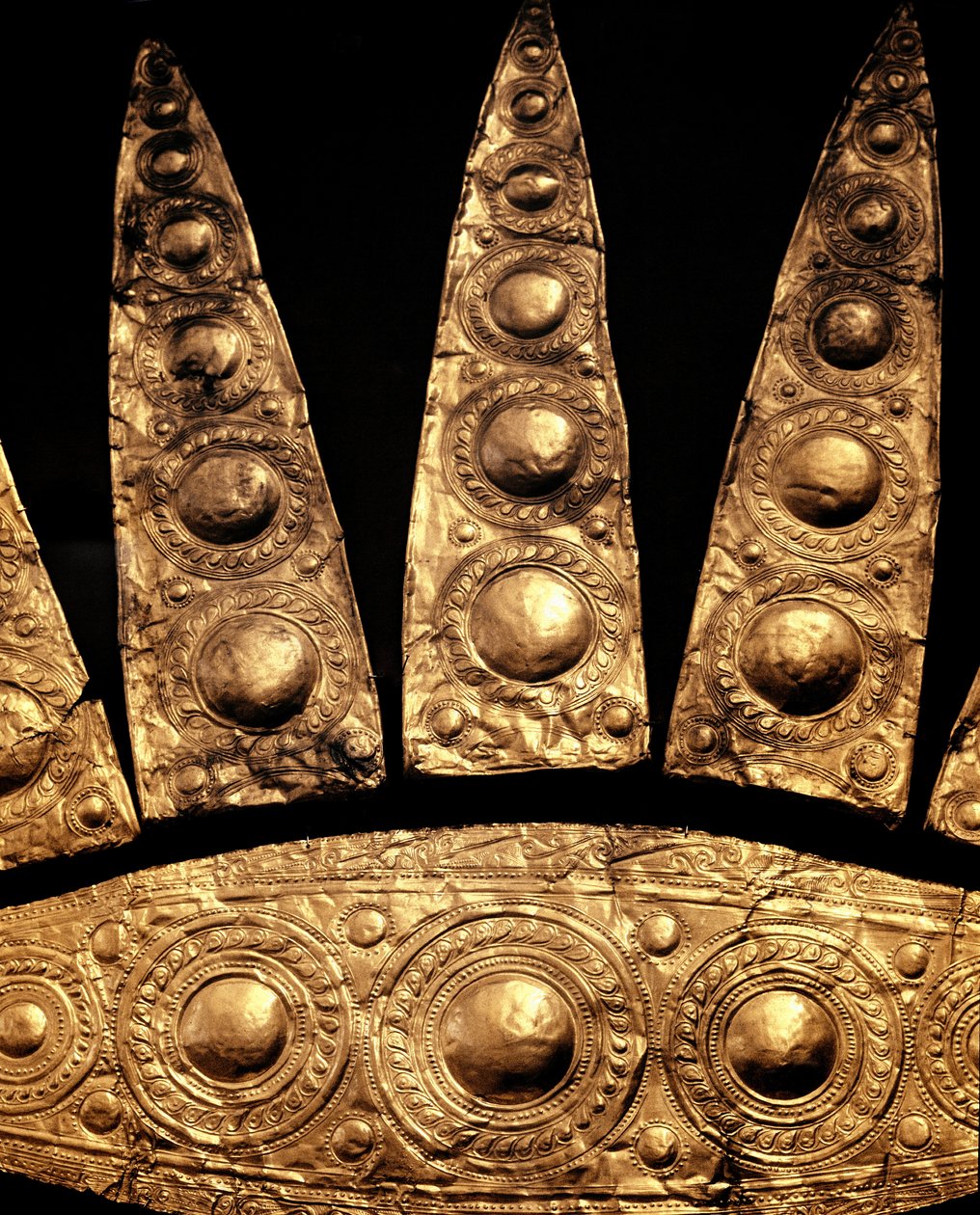 Mykensk kunst: detalj av en gravdiademe av gull fra grav III, Mykene. 1500-tallet f.Kr. Dim. 14 cm Athen, Nasjonalt arkeologisk museum av Mycenaean