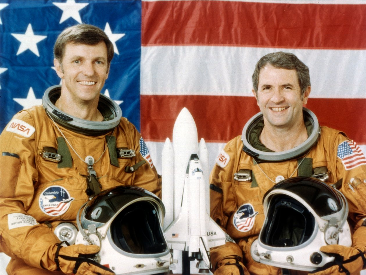 Astronautene Joe Engle og Richard Truly, andre romfergeflyvning, november 1981. av NASA Images