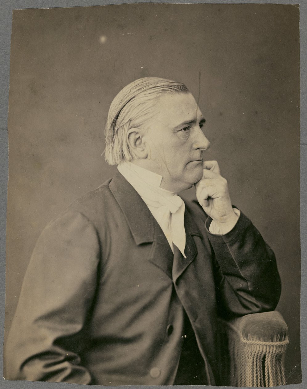  av Nadar [Gaspard Félix Tournachon]