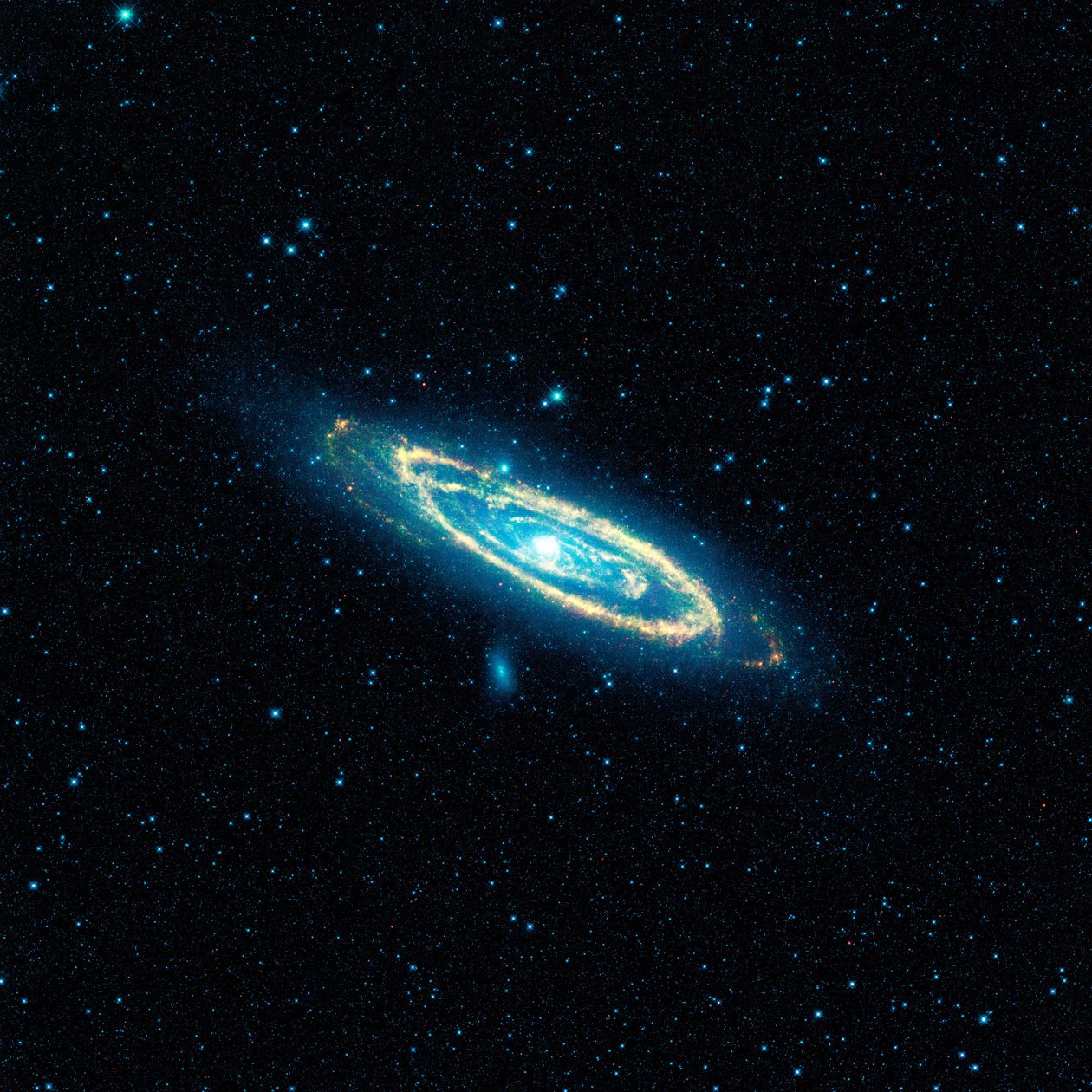 Bilde av Andromeda-galaksen, M31, tatt av NASAs Wide-field Infrared Survey Explorer (WISE). Mosaikken dekker et område som tilsvarer mer enn 100 fullmåner. Kreditt NASA. Vitenskap astronomi av National Aeronautics and Space Administration National Aeronautics and Space Administration