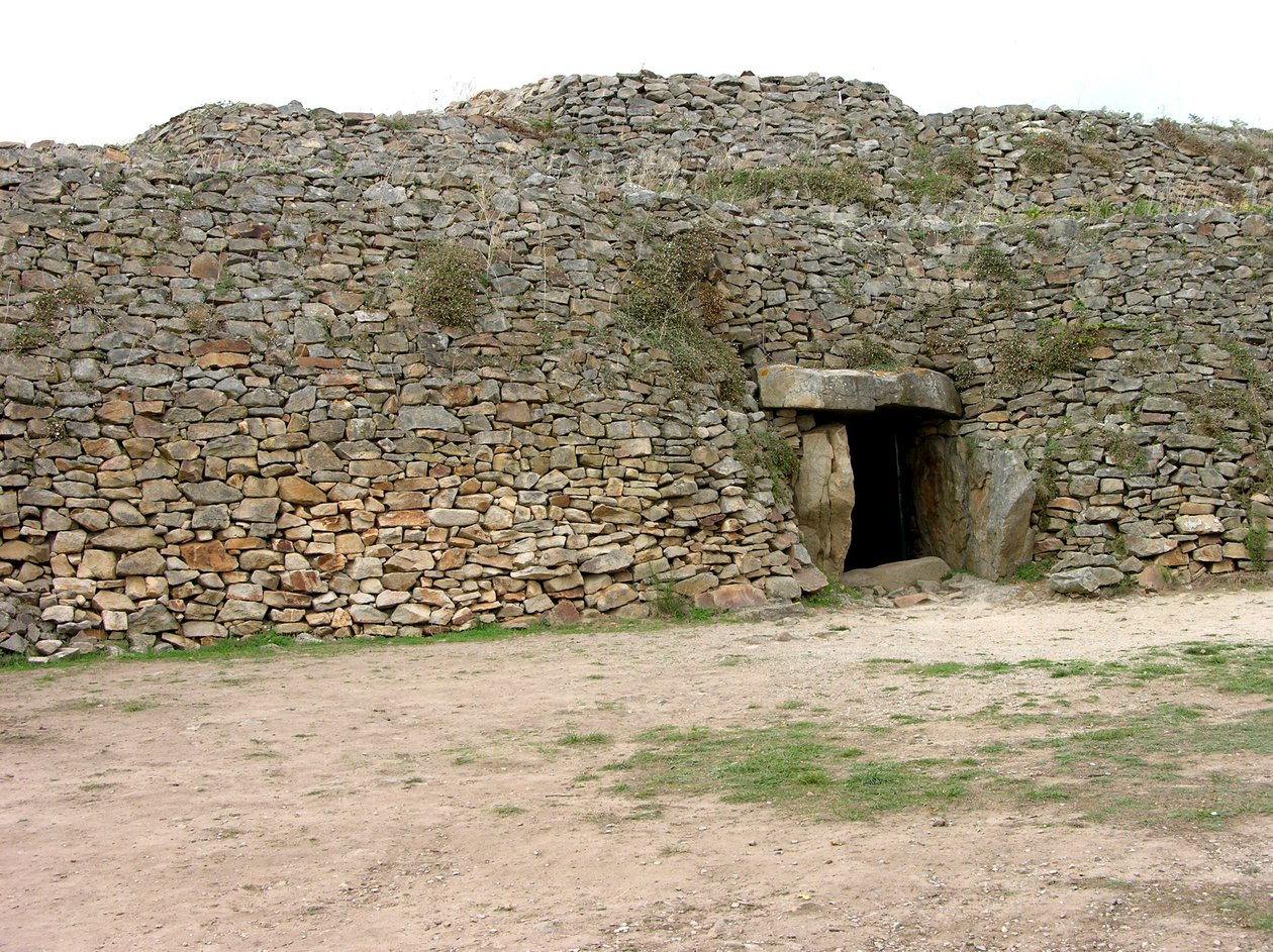 Inngang til ganggraven, oppdaget 1825 av Neolithic