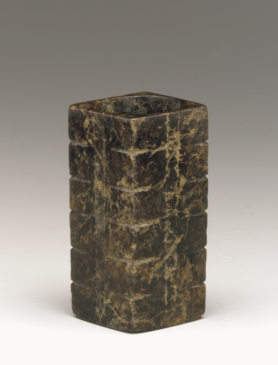 Tall tube (cong) Lake Tai-regionen, Liangzhu-kultur, 3300-2250 f.Kr. (jade) av Neolithic Period Chinese School
