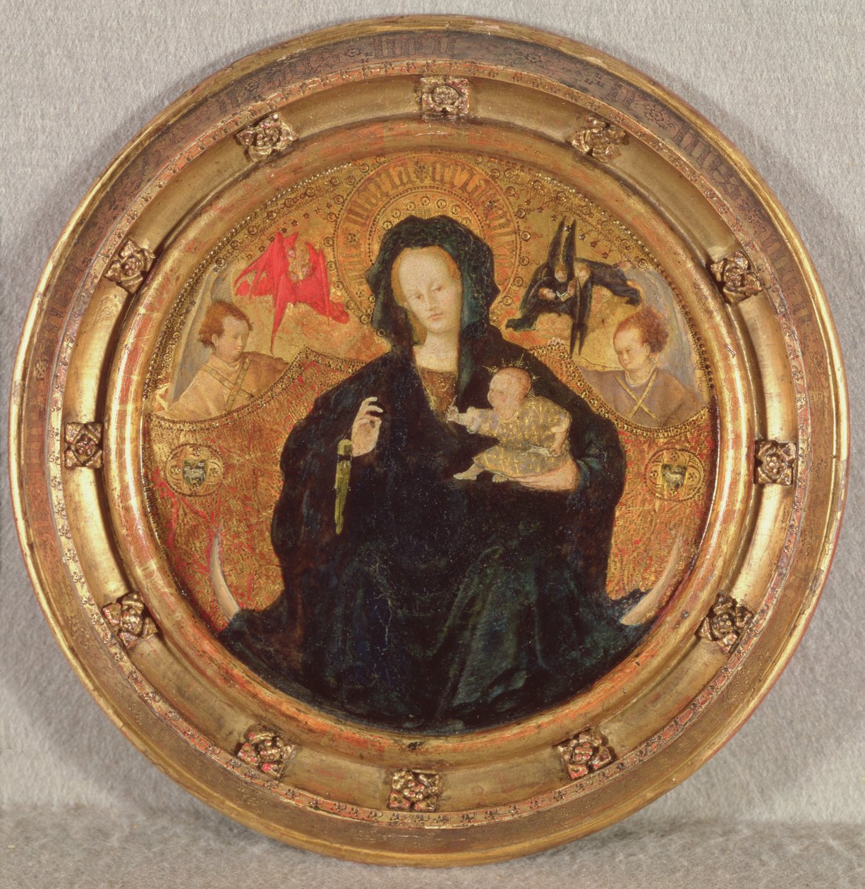 Madonna with the Christ Child Writing, 1410-20 (olje og bladgull på tre) av Netherlandish School